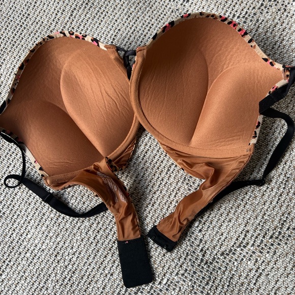 Victoria’s Secret Bombshell Plunge Sexy Leopard Bra Size 36D - Picture 5 of 11